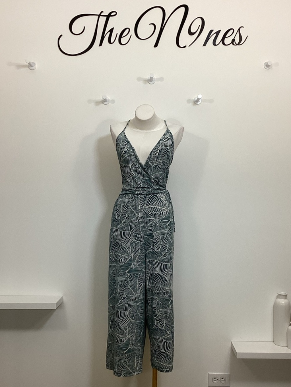 Gilli Leaf Print Green & White Cropped Jumpsuit 1X NWT